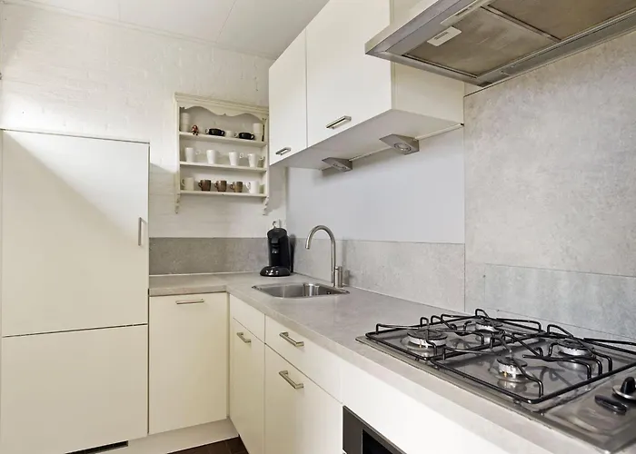 Tatil Evi 4 Person At Beach, Sea, Dunes, Lake, Forestside *