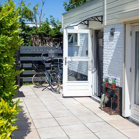 4 Person At Beach, Sea, Dunes, Lake, Forestside Semesterbostad *